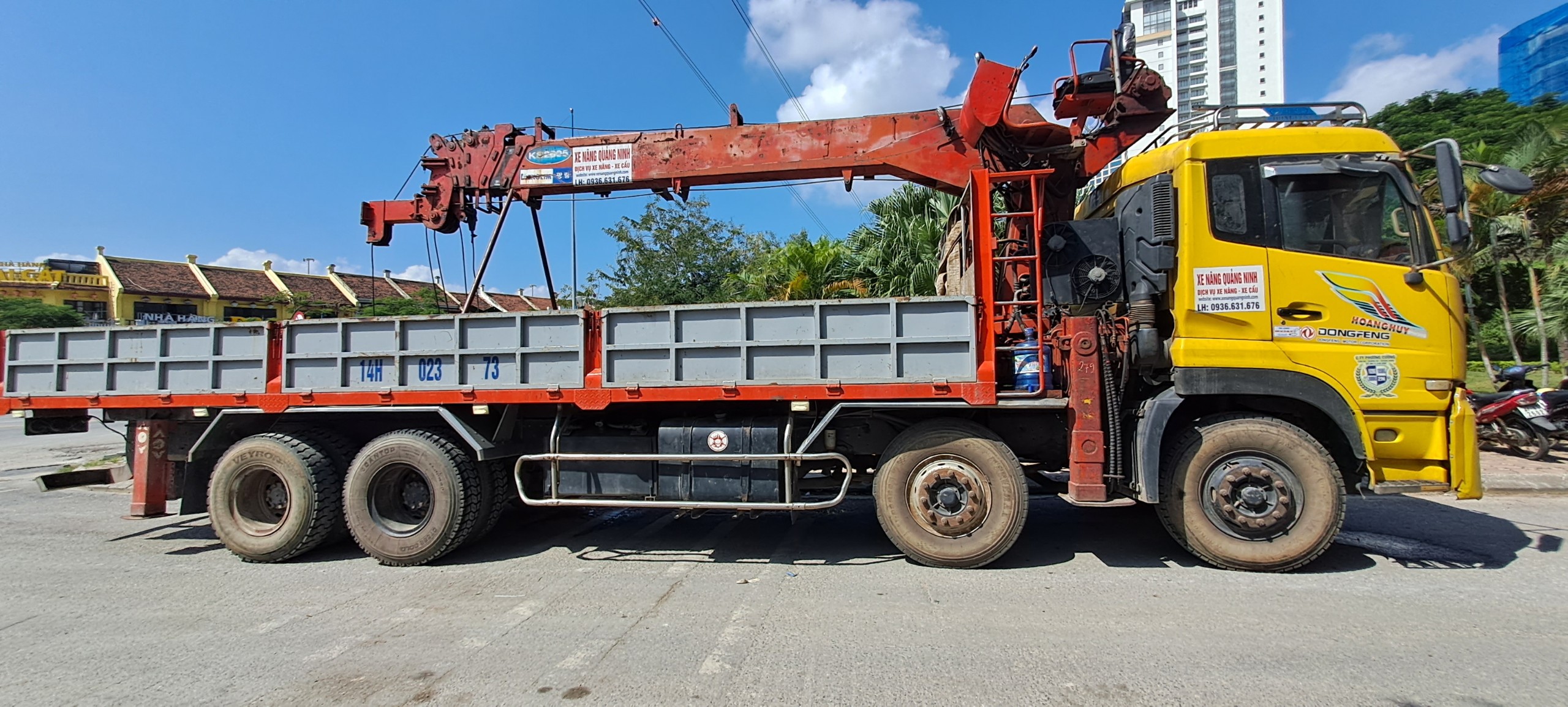 CHO THUÊ CẨU TỰ HÀNH, CẨU CHUYÊN DỤNG TẠI KHU CÔNG NGHIỆP BẮC TIỀN PHONG, QUẢNG YÊN