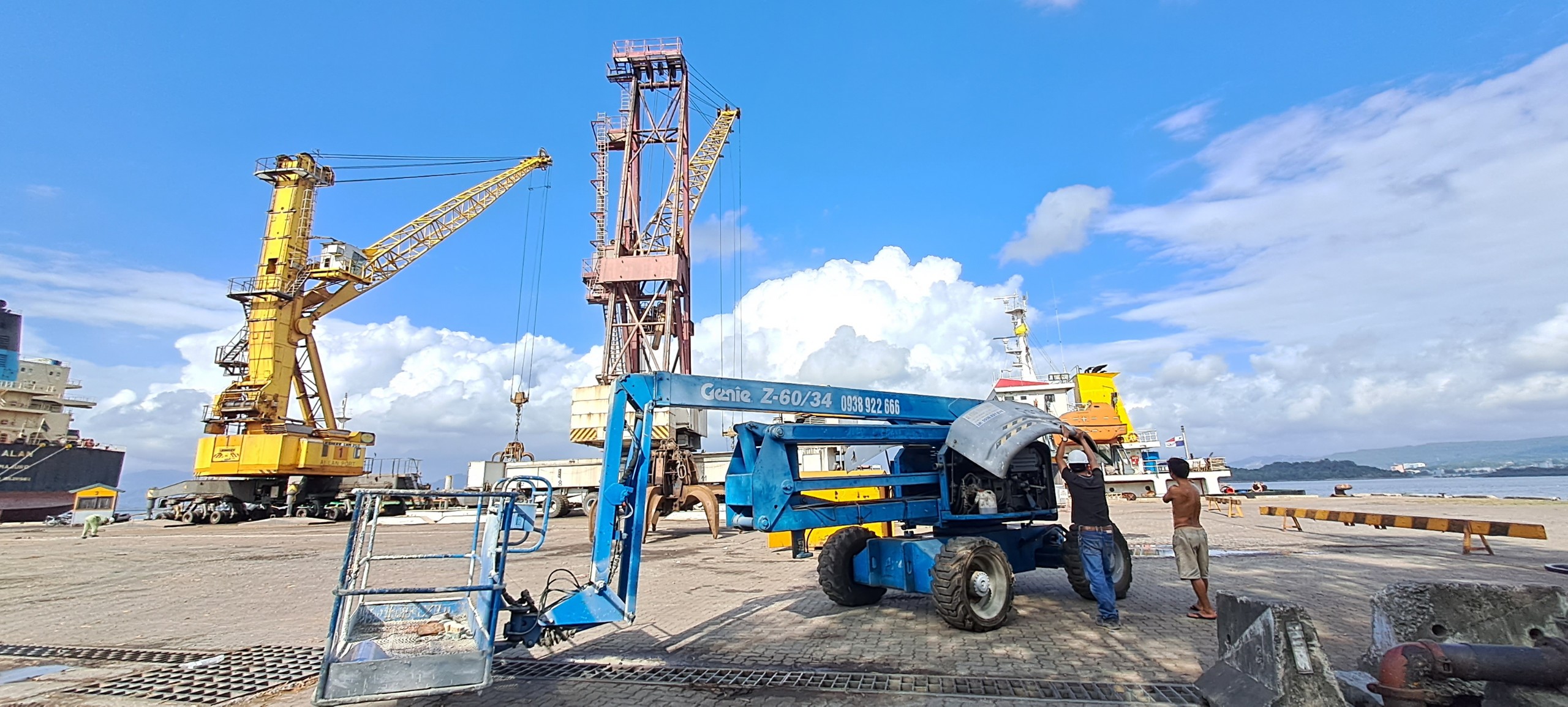 DỊCH VỤ CHO THUÊ XE NÂNG NGƯỜI – XE BOOM LIFT TẠI KCN TEXHONG HẢI HÀ